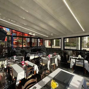 Bar Restaurant Mete Albania