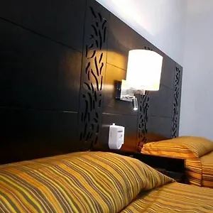 2* Apartahotel Siete 32